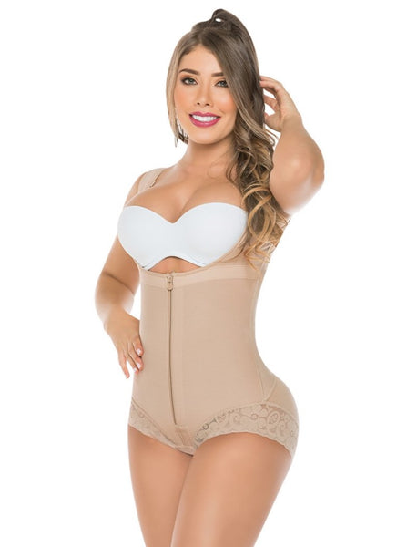 BODY SALOME CACHETERO CON ENCAJE Y MANGA SISA