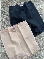SHORT SALOME LEVANTACOLA CON REALCE INTERNO 316-2