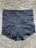 PANTY LEVANTA COLA CACHETERO CON HUECOS INTERNOS